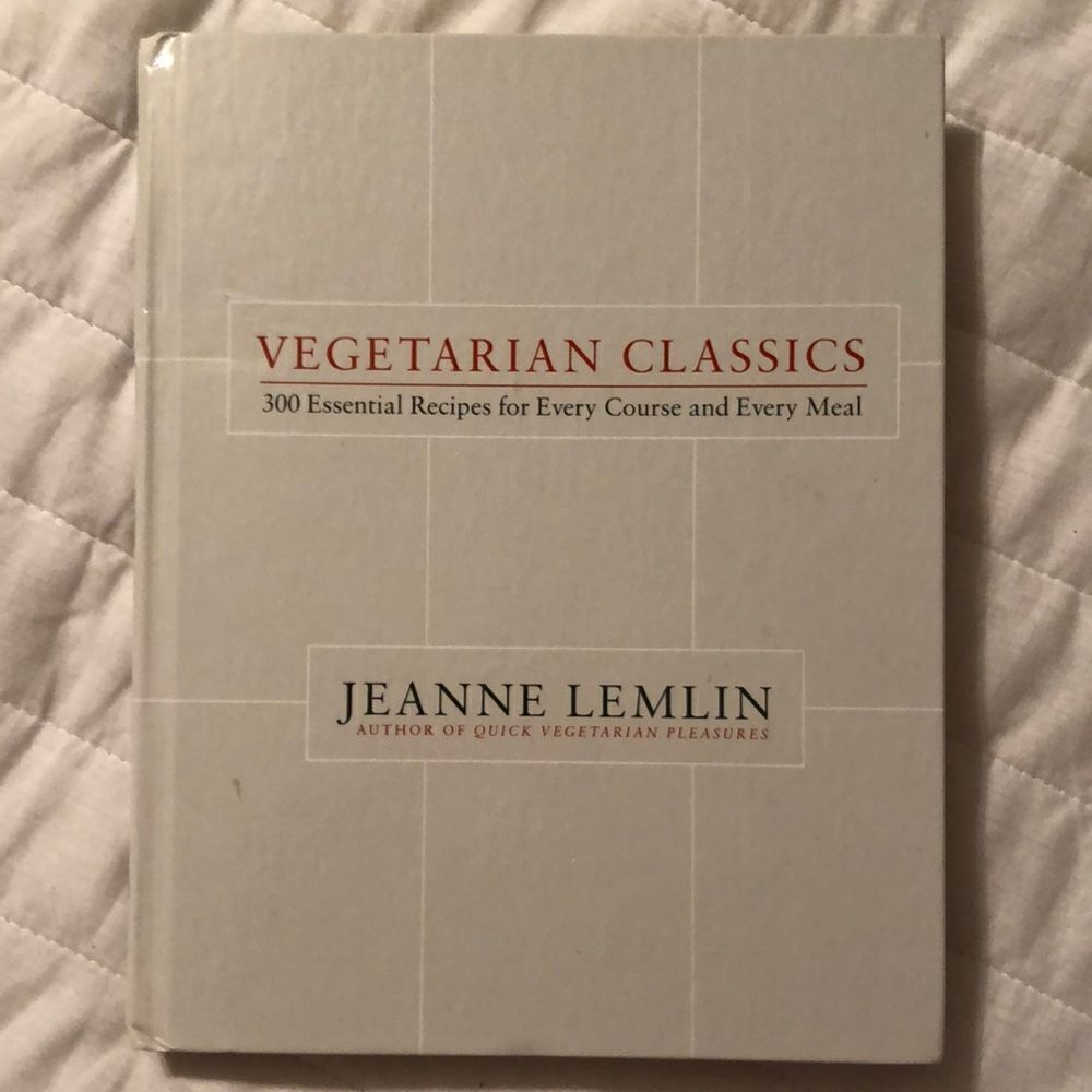 2001 1st Edition Vegetarian Classics by Jeanne Lemlin